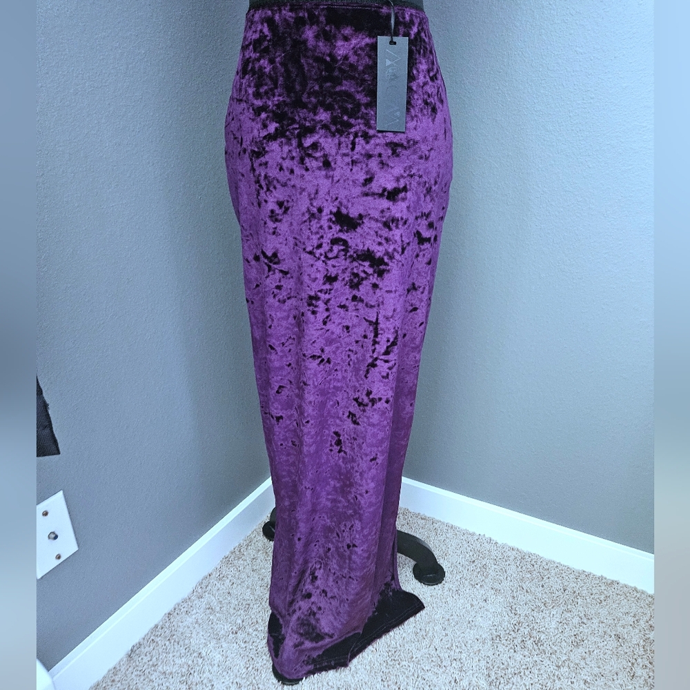 SOLD ** NWT Dolls Kill Widow Purple Crushed Velvet Maxi Skirt - medium - Picture 8 of 11